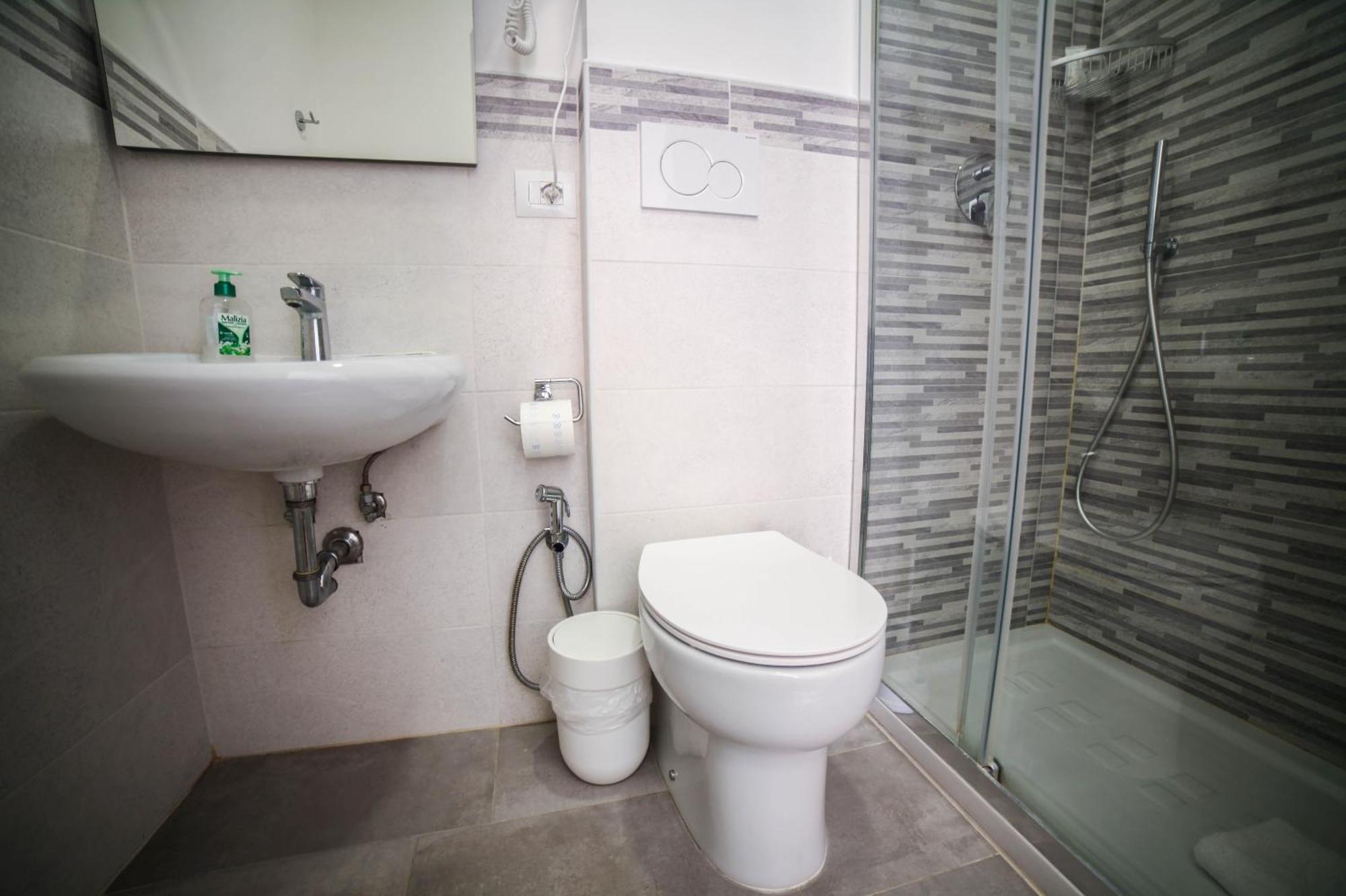 روما Cosmo Guesthouse المظهر الخارجي الصورة